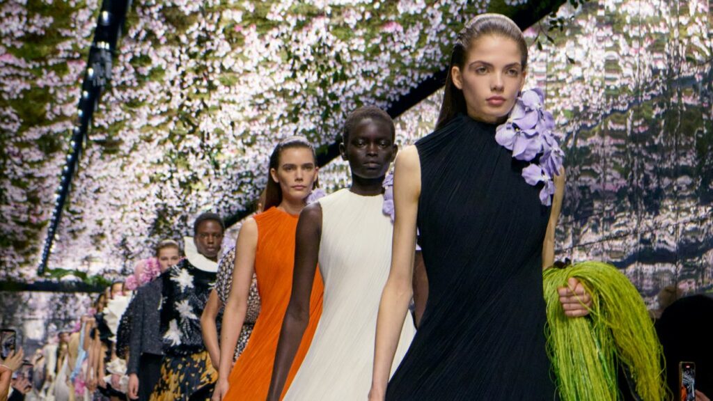 DIOR_MODE_FEMME_HC_SPRING_SUMMER_2026_FINALE_DSC_4689 (1) VOYAGE