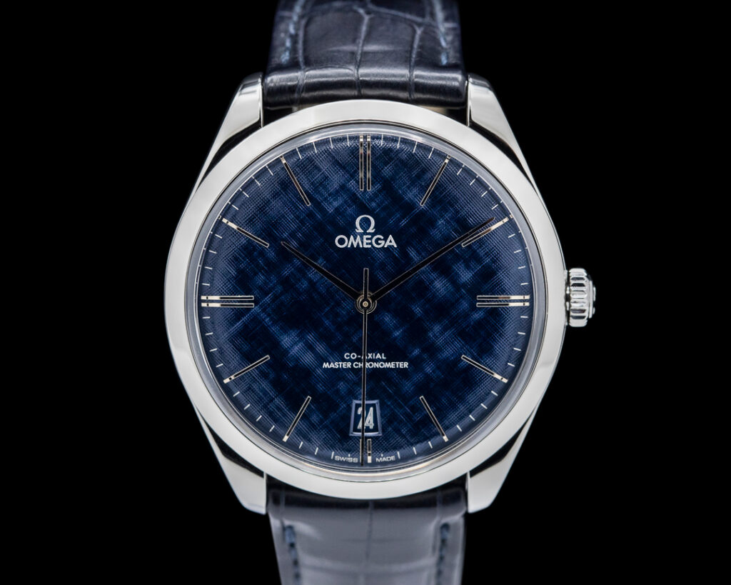Omega De Ville Trésor 40mm 435.13.40.21.03.001 (blue dial), no1 VOYAGE Magazine